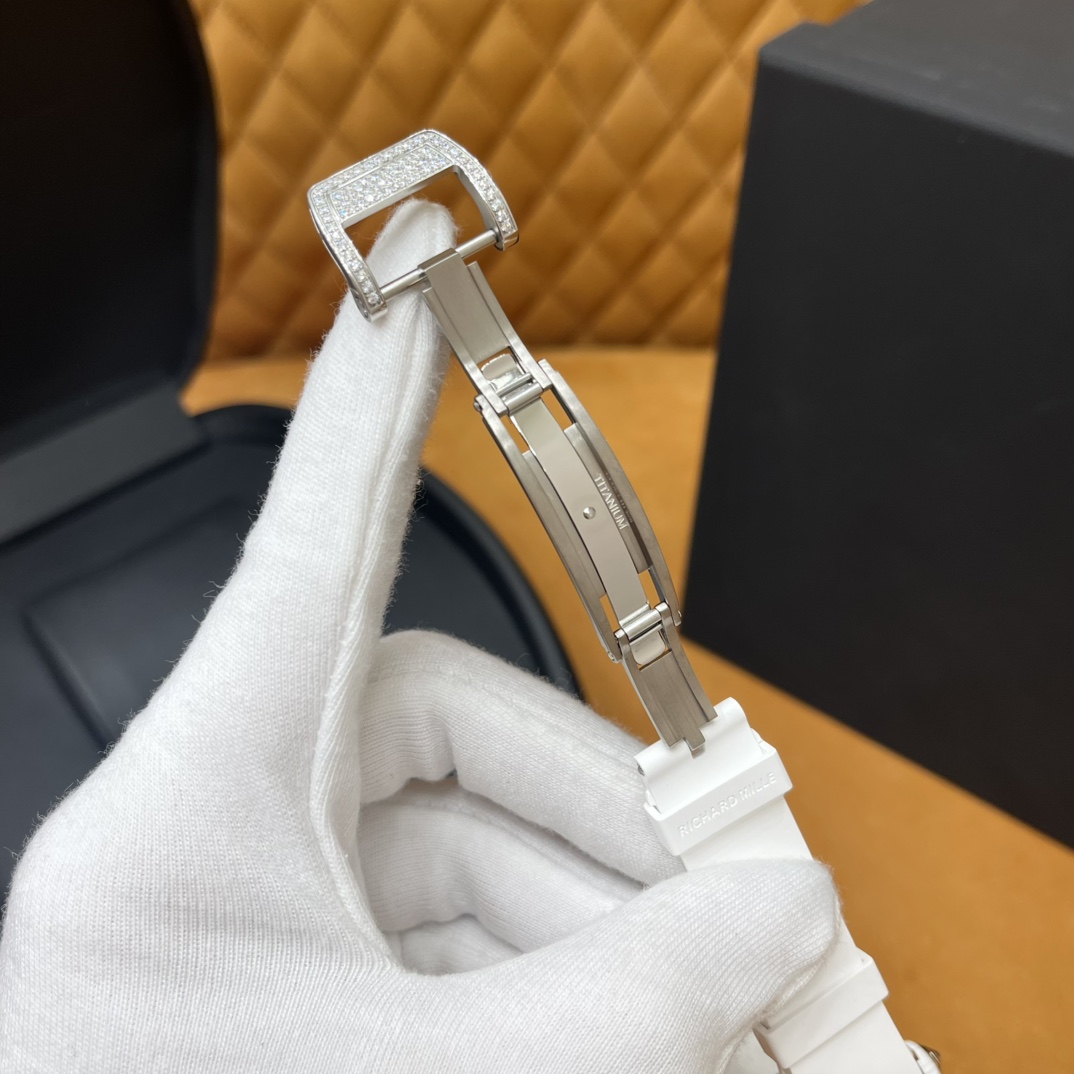 RICHARD MILLE Женские часы RM 07-01 RICHARD MILLE Женские часы RM 07-01