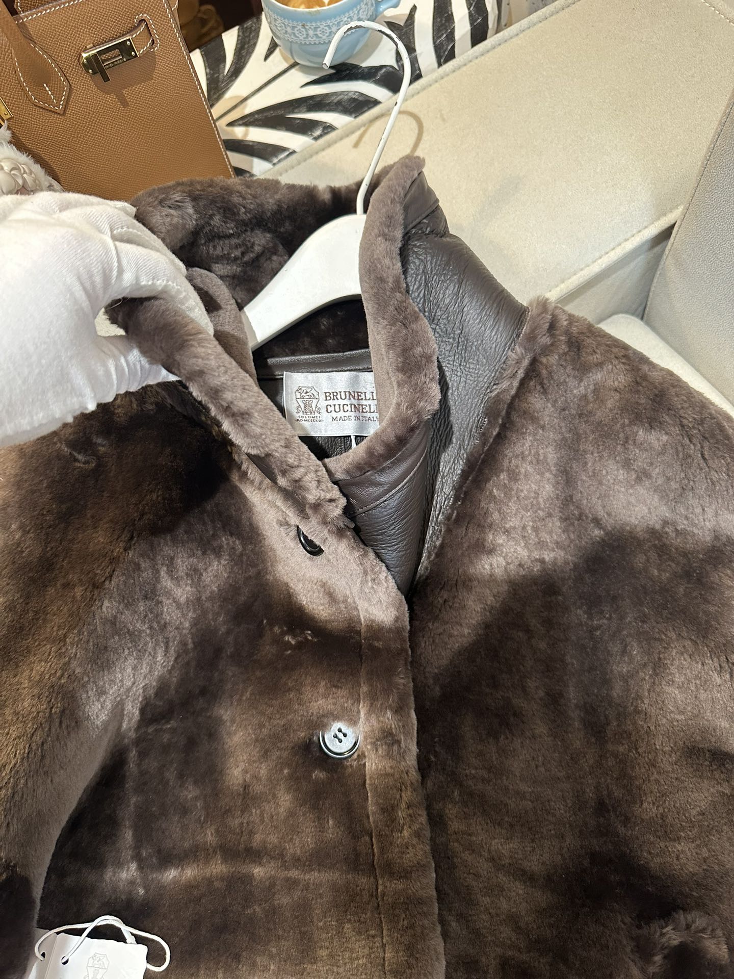 BRUNELLO CUCINELLI Женская шуба из овчины BRUNELLO CUCINELLI Женская шуба из овчины