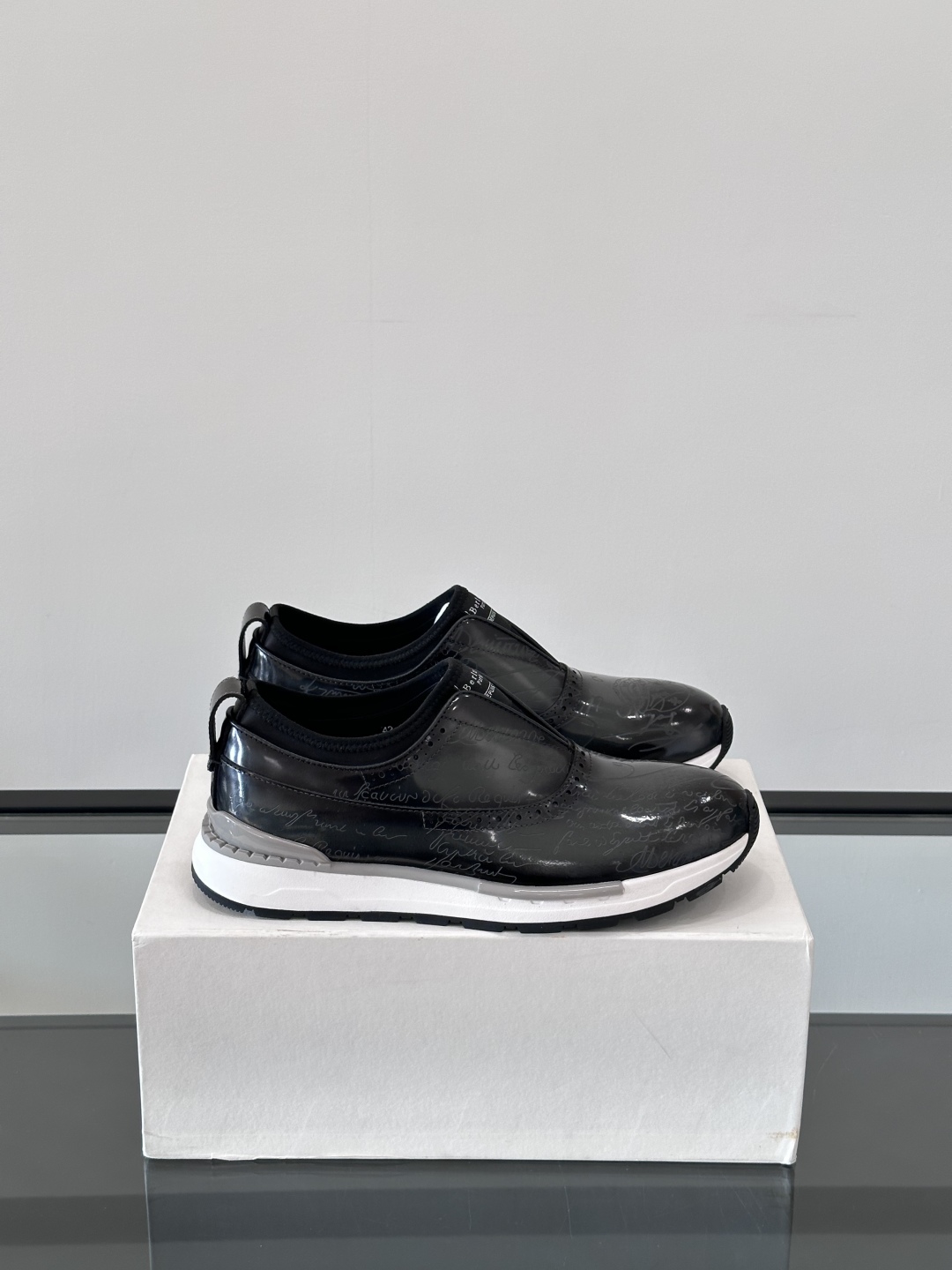 BERLUTI Мужские кроссовки коровья кожа