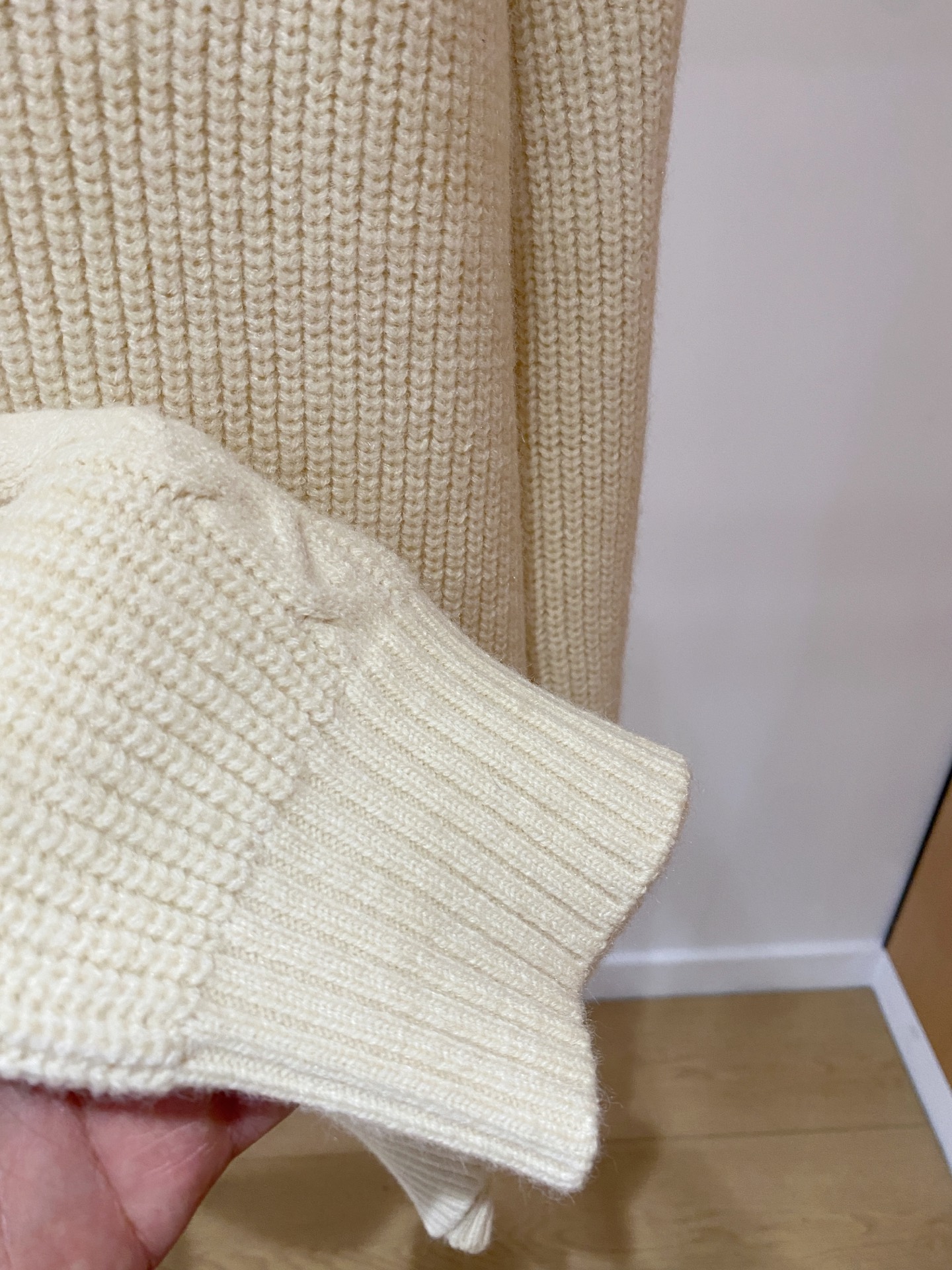 LOUIS VUITTON Мужской кардиган LOUIS VUITTON Мужской кардиган