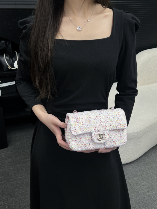 CHANEL Женская Cумка 25P CF20