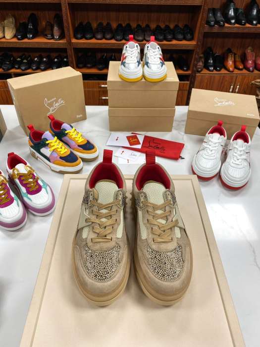 CHRISTIAN LOUBOUTIN Мужские кроссовки Astroloubi Strass