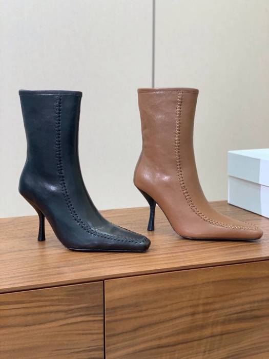 THE ROW Женские ботильоны из телячьей кожи