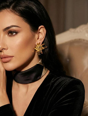 CHANEL Женские серьги-пуссеты 