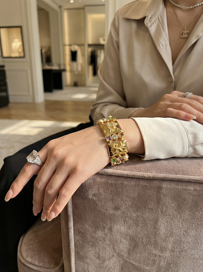 CHANEL Женский браслет с жемчужинами и многоцветными кристаллами