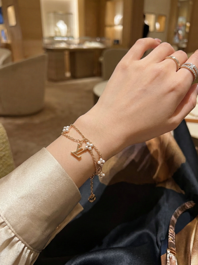 LOUIS VUITTON Женский браслет Floragram