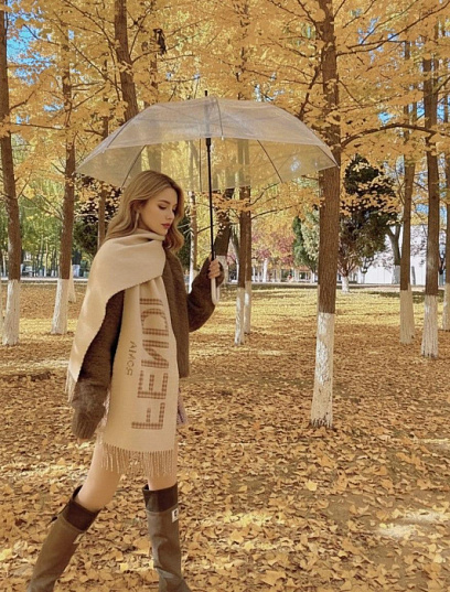 FENDI Женский шарф из кашемира 