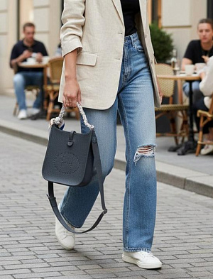 HERMES Женская сумка Evelyne 16 см H0 Clemence