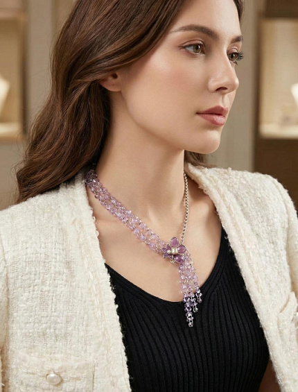 CHANEL Женское колье с цветком и стеклянным жемчугом