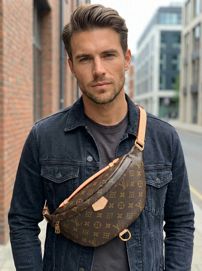 LOUIS VUITTON Мужская поясная сумка